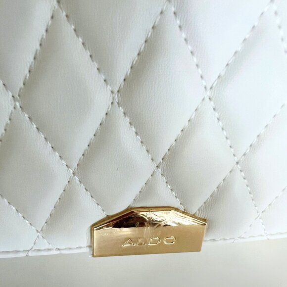 ALDO White Quilted Magnetic Flap Handbag,  Chain Strap Crossbody Bag, ALDO Bag - Picture 9 of 10
